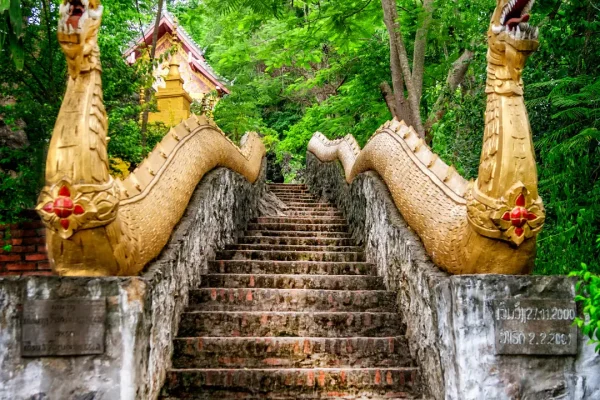 Mystical Mornings: Experiencing the Sacred Tak Bat Ceremony in Luang Prabang